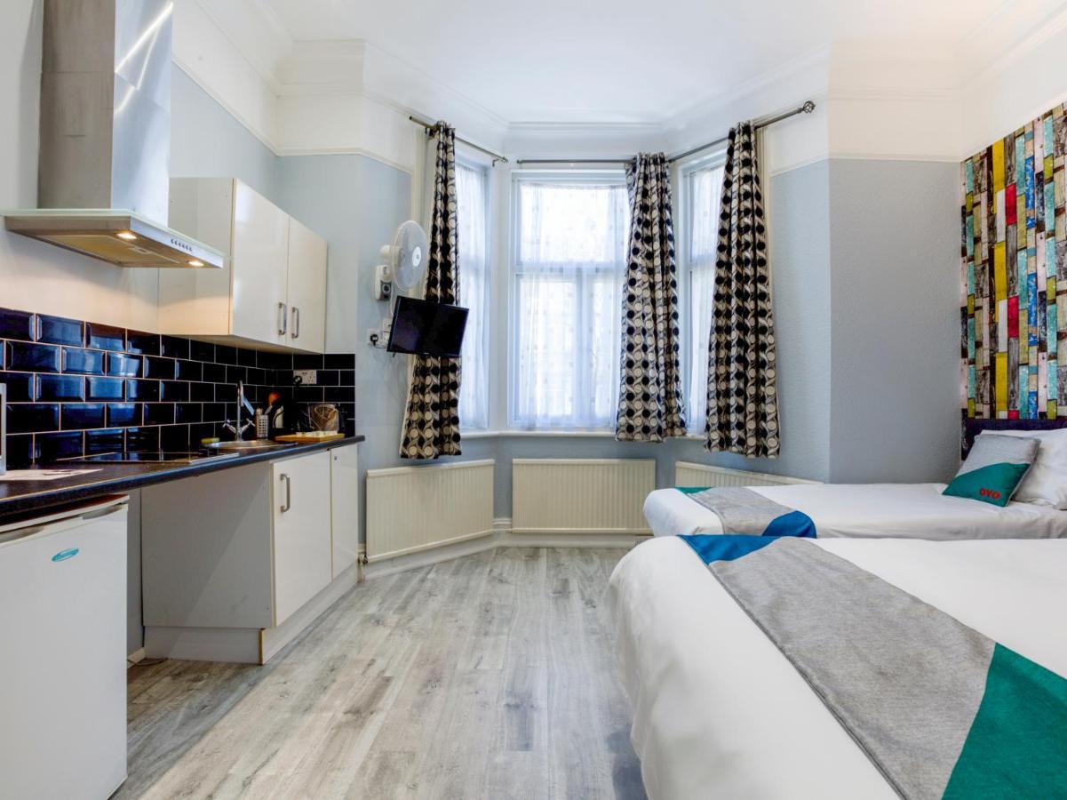 Sino Hotel London Exterior photo